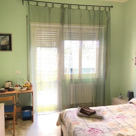 Pigneto بيت ضيافة